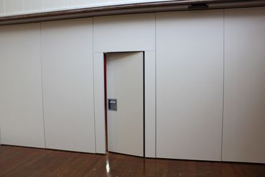 एल्यूमिनियम प्रोफाइल 4 मीटर ऊँचाई के साथ स्लाइडिंग कार्यालय कक्ष विभाजन दीवारें