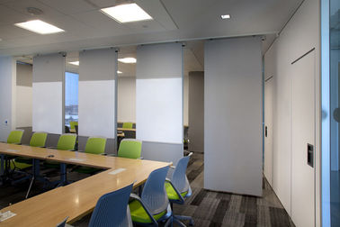 कार्यालय / सम्मेलन कक्ष के लिए ध्वनिरोधी लकड़ी के तह घुमावदार विभाजन दीवारें