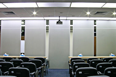सम्मेलन हॉल / जंगम दीवार विभाजक के लिए ध्वनिरोधी चमड़ा सतह स्लाइडिंग विभाजन दीवारें