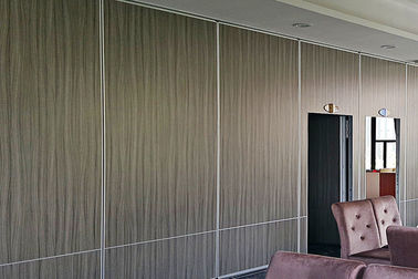बैंक्वेट हॉल / हवाई अड्डे के लिए ध्वनिरोधी Foldable लकड़ी के जंगम विभाजन दीवारें