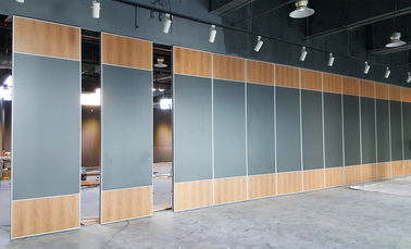 कार्यालय मल्टी कलर के लिए स्लाइडिंग एल्यूमिनियम दरवाजे movable Acsoustic Folding विभाजन दीवार