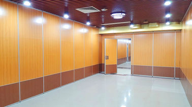 लचीला चलने योग्य कार्यालय विभाजन दीवार सिस्टम सिंगापुर पैनल चौड़ाई 600 मिमी