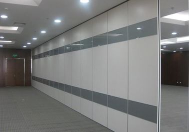 लचीला चलने योग्य कार्यालय विभाजन दीवार सिस्टम सिंगापुर पैनल चौड़ाई 600 मिमी