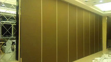 ध्वनि प्रूफ पैनल कार्यालय फोल्डिंग विभाजन दीवार हटाने योग्य हैंगिंग सिस्टम मेलमाइन सतह