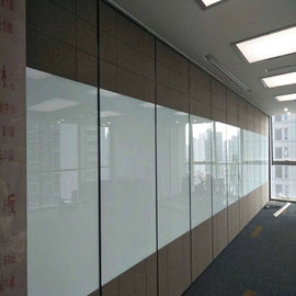 कार्यालय मीटिंग कक्ष के लिए डिजाइनर कंपनी जंगम स्लाइडिंग साउंडप्रूफ विभाजन दीवार