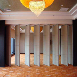 ध्वनि अवशोषित होटल जंगम लकड़ी की दीवार डिवाइडर 2000 - 6000 मिमी ऊंचाई