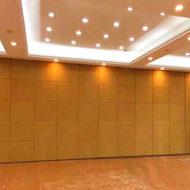 बैंक्वेट हॉल होटल के लिए चलने योग्य एमडीएफ फिनिशिंग फोल्डिंग ध्वनिक विभाजन दीवारें