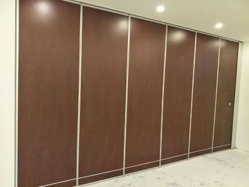 बैंक्वेट हॉल के लिए बहु रंग ध्वनिक कक्ष डिवाइडर फिसलने तह ध्वनिक विभाजन दीवार