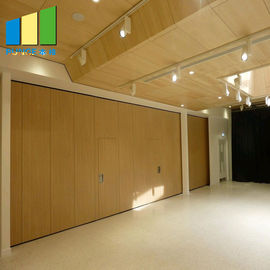 सम्मेलन के हॉल के लिए एल्यूमीनियम जंगम दरवाजा विभाजन ध्वनिक विभाजन दीवारें