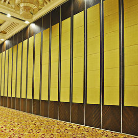 प्रदर्शनी कक्ष के लिए कस्टम रंग एल्यूमीनियम फेम साउंड प्रूफ 65 मिमी लौवरेड 80 मिमी ध्वनिक विभाजन दीवारें