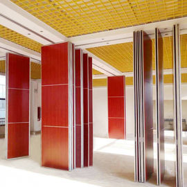 कस्टम छिद्रित एल्यूमीनियम फ्रेम बैंक्वेट हॉल ऑफिस साउंड प्रूफ ध्वनिक विभाजन दीवारें चलती हैं