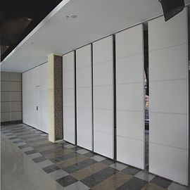 आर्ट गैलरी एग्जीबिशन हॉल के लिए व्हाइट मैग्नेटिक रिलेटेबल बोर्ड मूवेबल पार्टिशन दीवारों