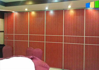 ध्वनि सबूत कार्यालय की बैठक कक्ष पैनलों 65 मिमी मोटाई लकड़ी सामग्री फिसलने विभाजन दीवार