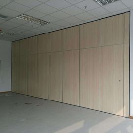 मल्टी फंक्शन हॉल के लिए कार्यालय सजावट जंगम लकड़ी तह विभाजन दीवारों