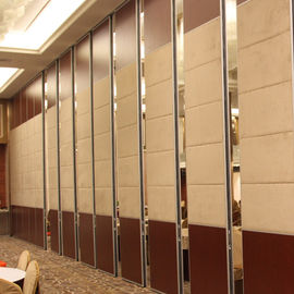 होटल के लिए आधुनिक साउंडप्रूफिंग पैनल आंतरिक दरवाजे शीर्ष समर्थित स्लाइडिंग डोर मूवेबल विभाजन