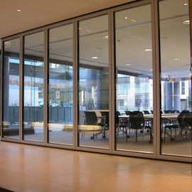 ग्लास स्लाइडिंग विभाजन कार्यालय के लिए कमरों को विभाजित करने के लिए मोबाइल को दीवार बनाता है